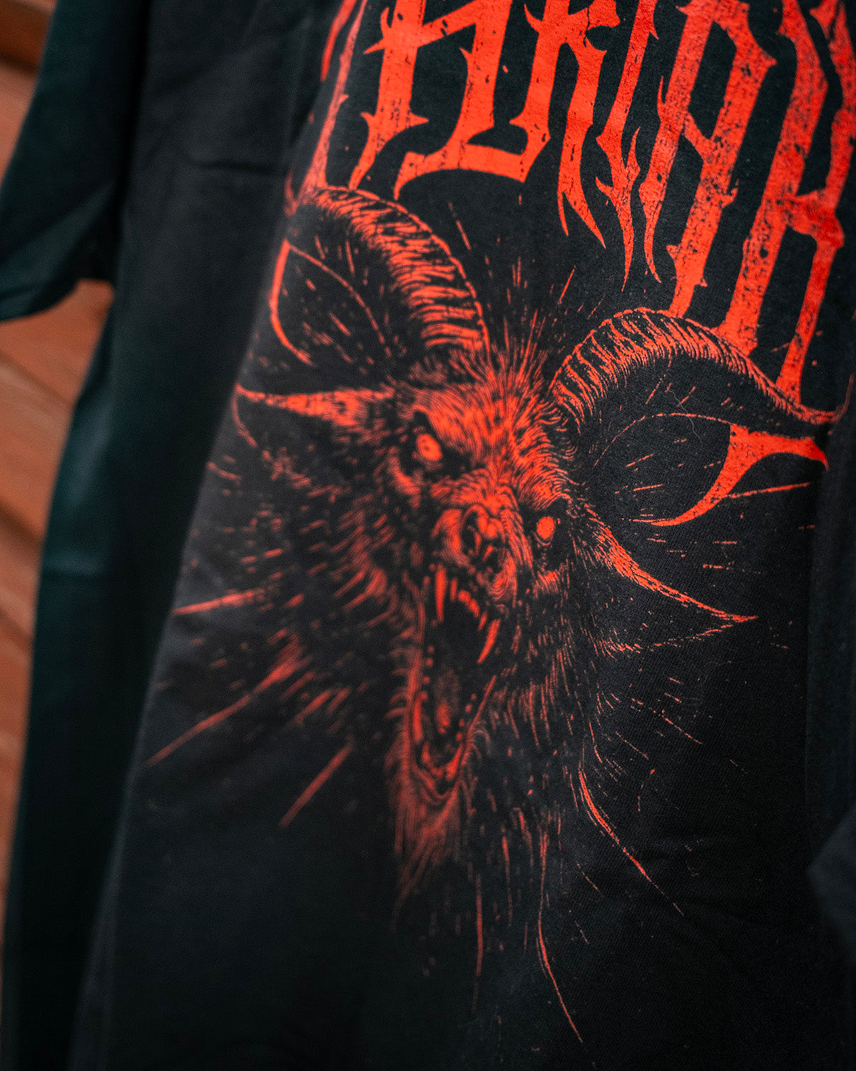 Ancient Teeth — thee Vargbock - Unisex t-shirt