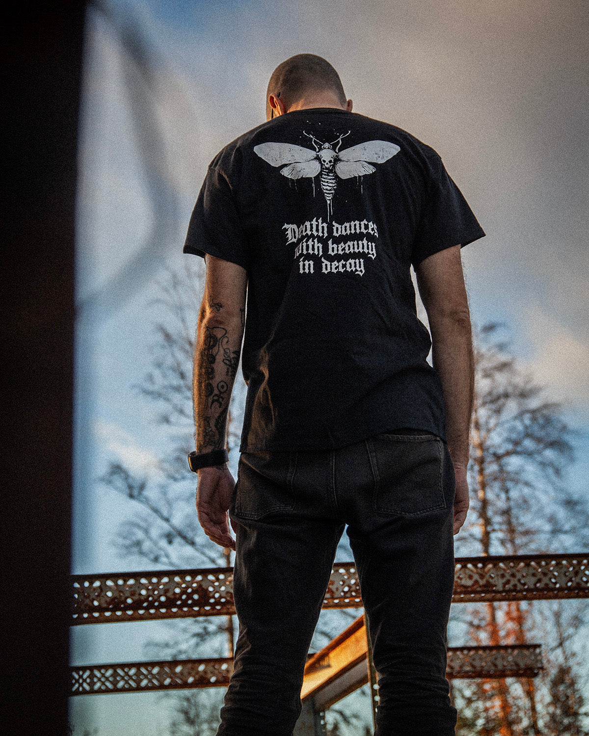 Death dances with beauty in decay - Unisex classic tee